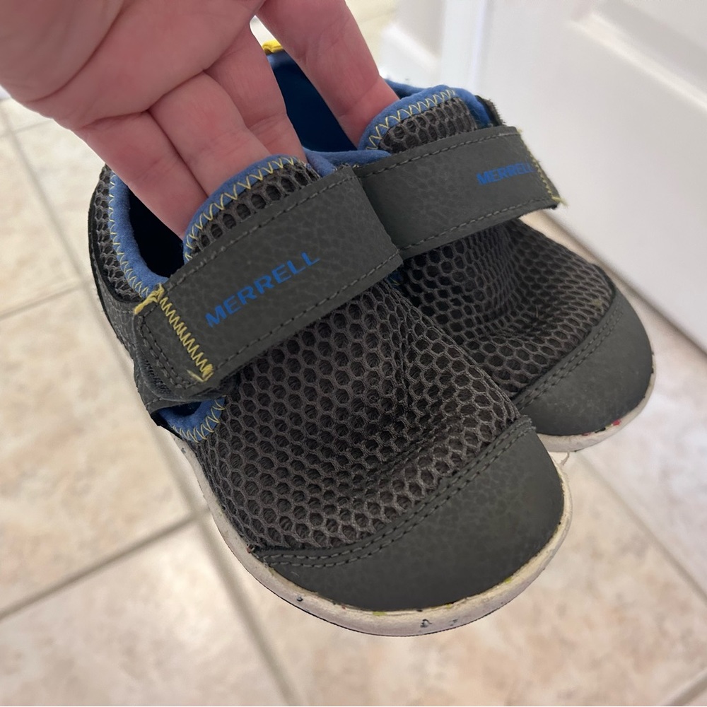 Merrell kids water shoes